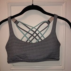 Lululemon Free To Be (wild) sports bra
